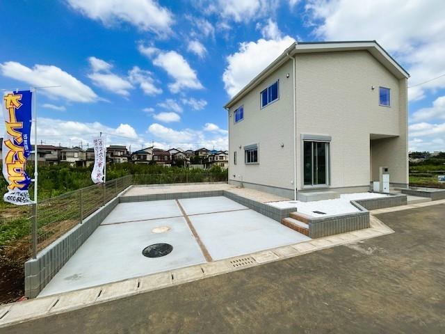 駐車スペースは２台分あります