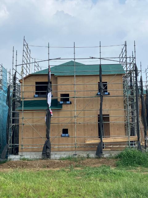 建設中