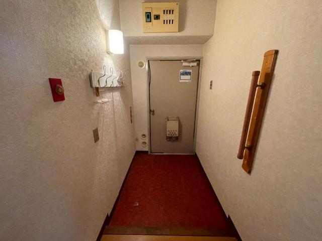 ハッコー佐倉マンション 玄関
