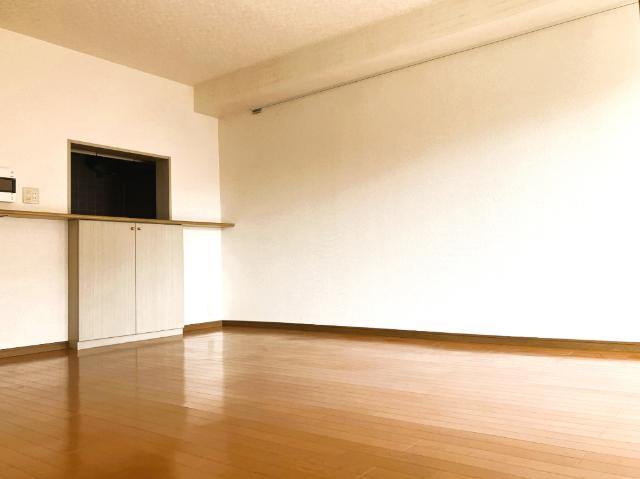 ハイホーム佐倉Ⅱ番館 リビング