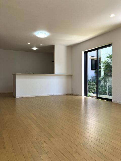 サニータウン中志津５丁目　新築戸建 リビング