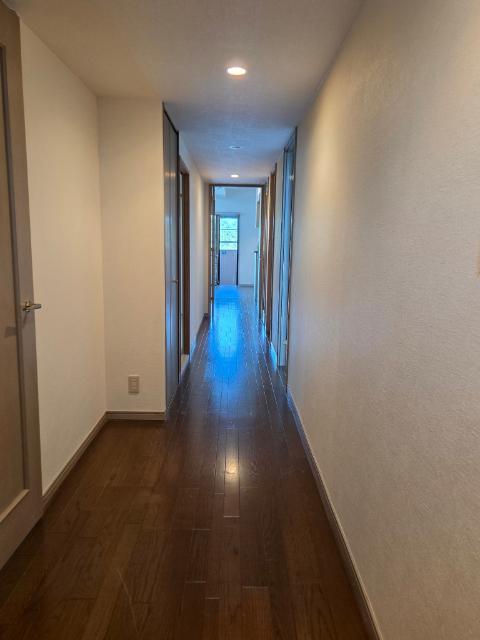 ライオンズガーデンシティ成田 玄関