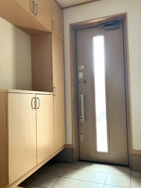佐倉市井野１６１０　中古戸建 玄関