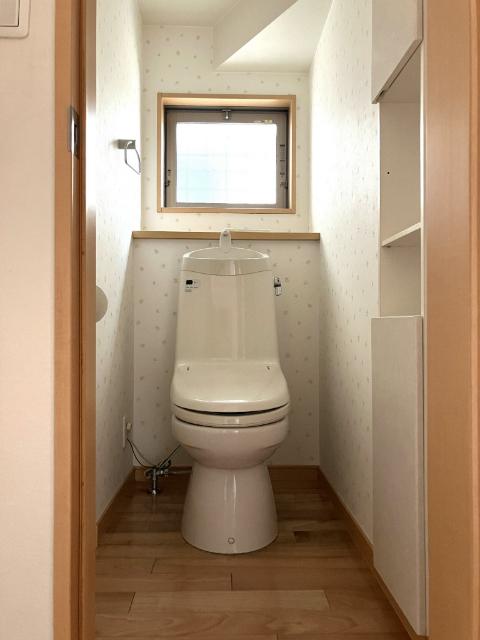 佐倉市井野１６１０　中古戸建 トイレ
