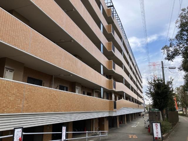 ヒルトップ・ユーカリが丘４階 外観