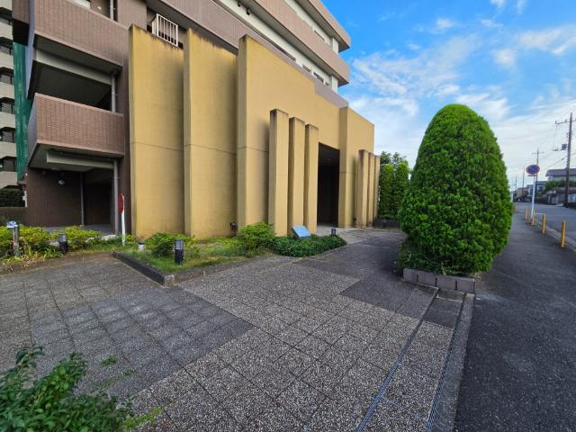 アルテガーデン 駐車場
