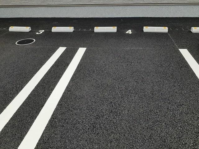 アリエッタ（104） 駐車場