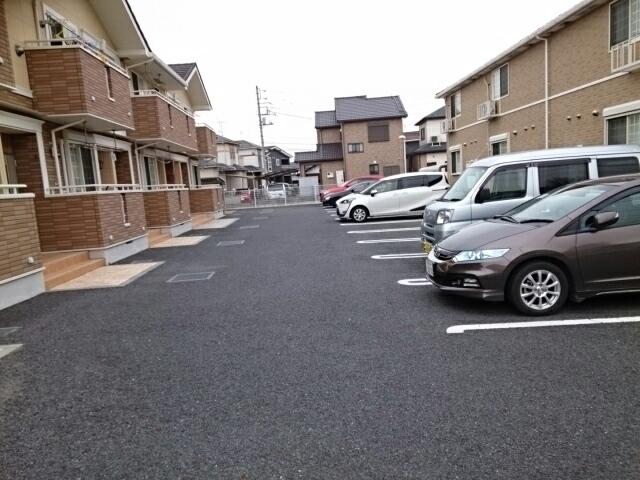 サンリット・ガ−デンＡ（201） 駐車場