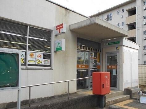 上尾原市団地内郵便局：720m