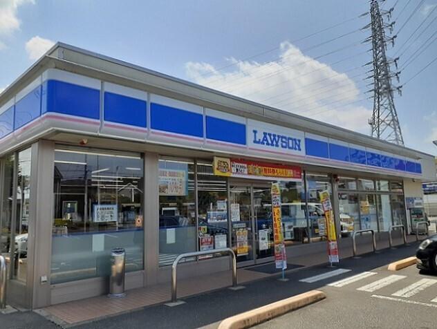 ローソン上尾須ヶ谷三丁目店：130m