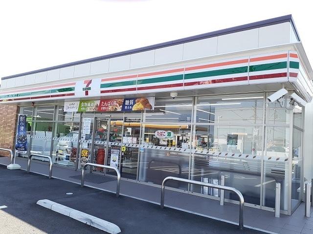セブンイレブン北本深井１丁目店：260m