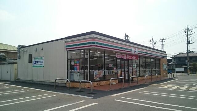 セブンイレブン久喜鷲宮5丁目店：650m