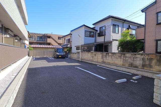 第10グリーンハイツ（301） 駐車場