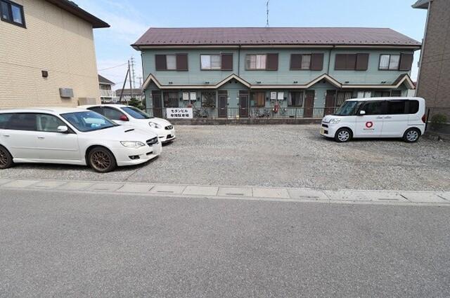 モダンヒル　弐番館（102） 駐車場