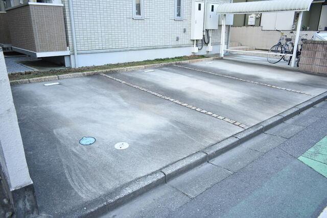 ポーラスターかしわ座（201） 駐車場