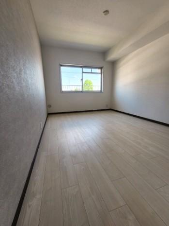 apartment 二ツ家４丁目