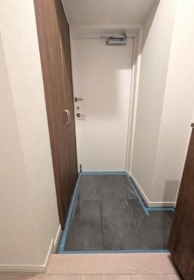 日興パレス高田馬場 玄関