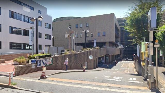 西東京市役所田無庁舎：647m