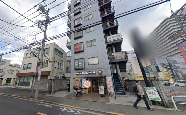 モスバーガー田無店：297m