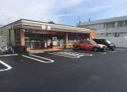 セブンイレブン日野神明4丁目店：444m
