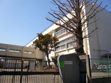 日野市立日野第六小学校：897m