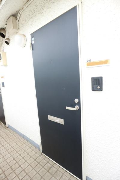 ナレオ多摩平 玄関