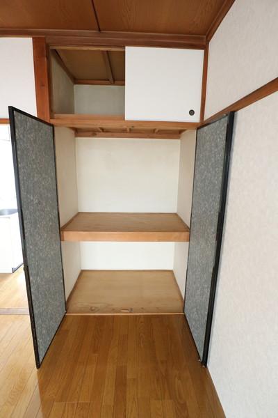 日野市豊田アパート 収納