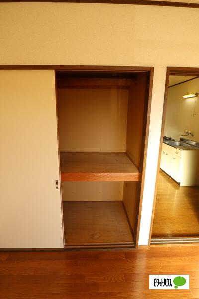 八王子市上柚木アパート 収納