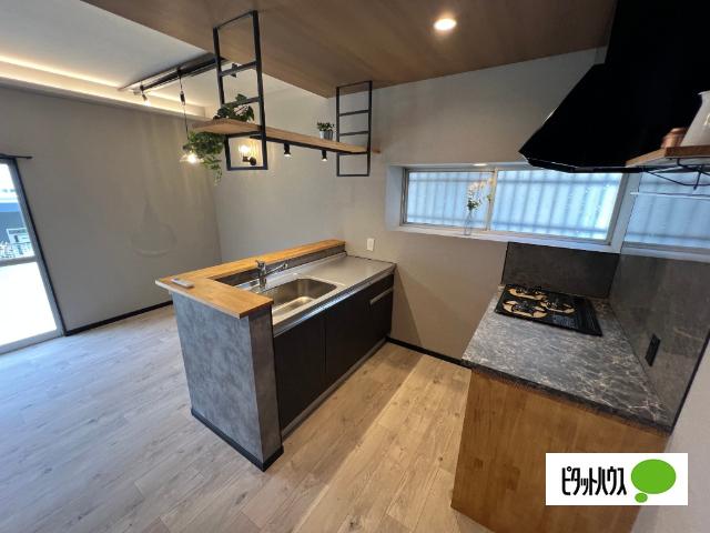 羽村市羽中一戸建 キッチン