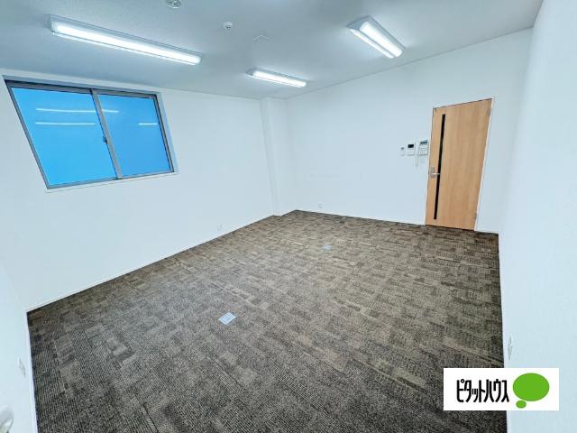 HIECビル 部屋画像