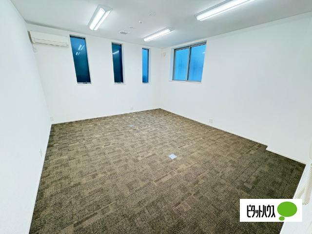 HIECビル 部屋画像