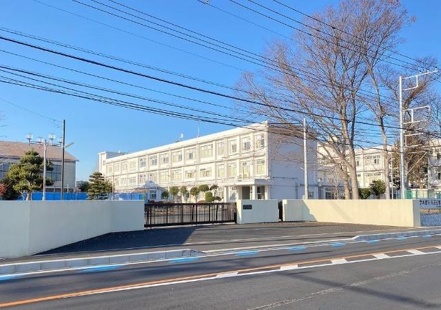 神奈川県立相模原高校：142m