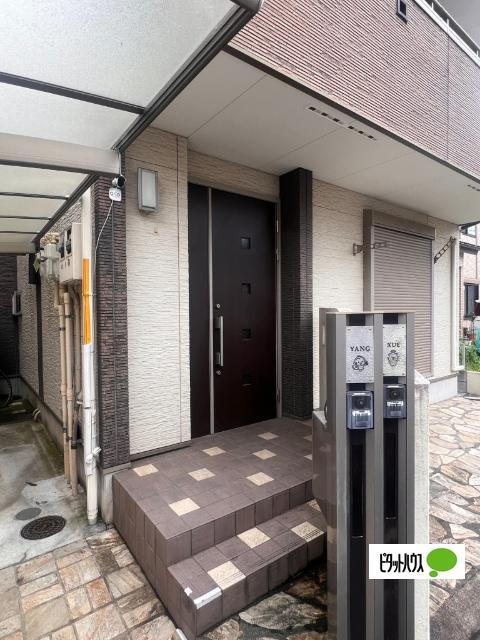 日野市豊田一戸建 エントランス