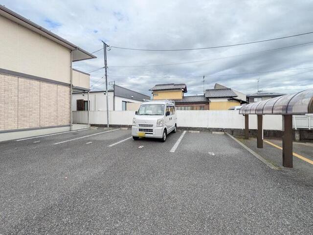 ディアコート城山（105） 駐車場