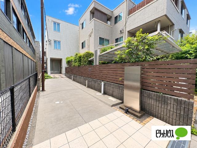 HIECビル 駐車場