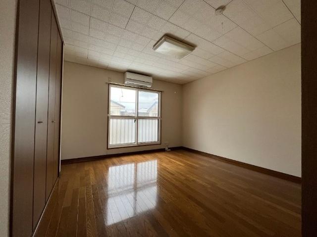 apartment 春日新田２丁目