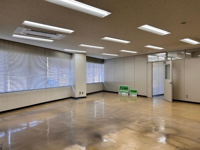 commercial 港町１丁目