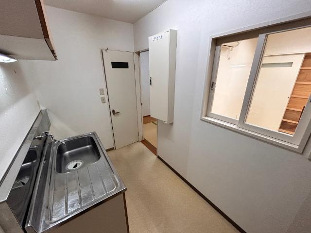 commercial 東雲町２丁目