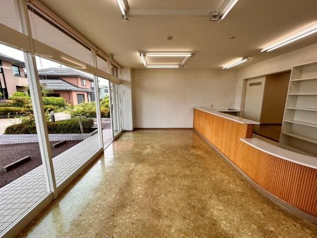 commercial 東雲町２丁目