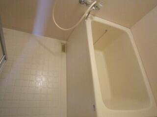 apartment 鴨島２丁目