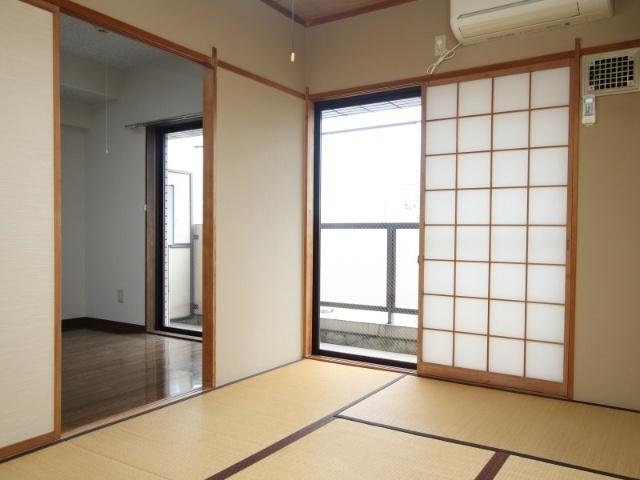 ラフォーレ春日山（503） 室内