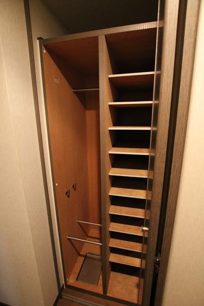 ライオンズマンション高田（802） 収納
