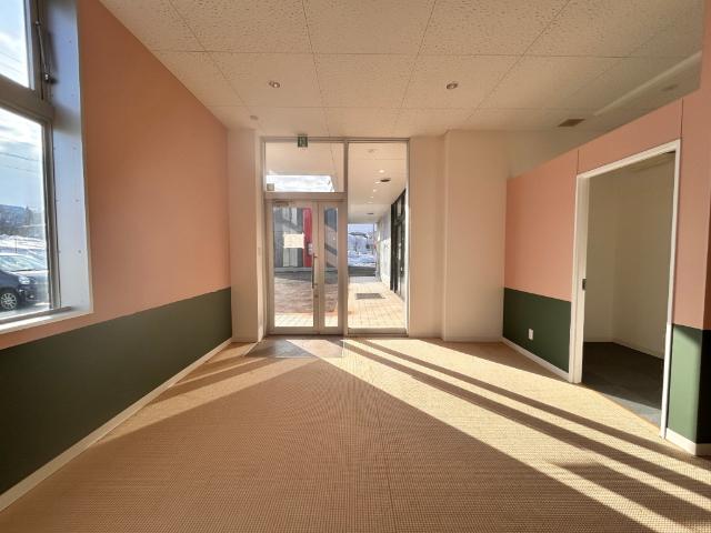 ナルス高田西店北側（B-3） 室内