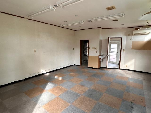 【昭和町】昭和町貸店舗（103） 室内
