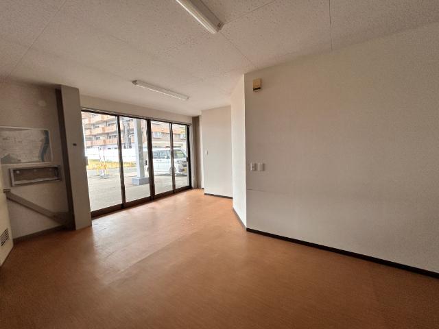 【商談中】木田一丁目 貸店舗 室内