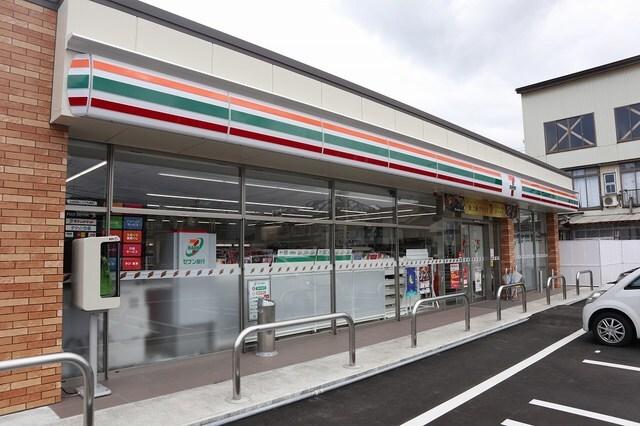 セブンイレブン上越本町１丁目店：500m