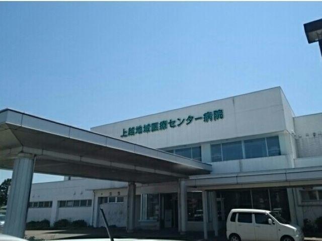 上越地域医療センター病院：1372m