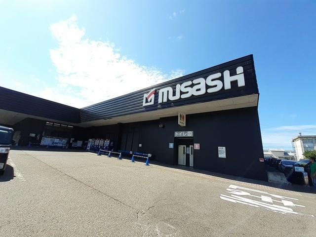 スーパーセンタームサシ上越店：375m