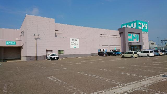 ニトリ上越店：2323m