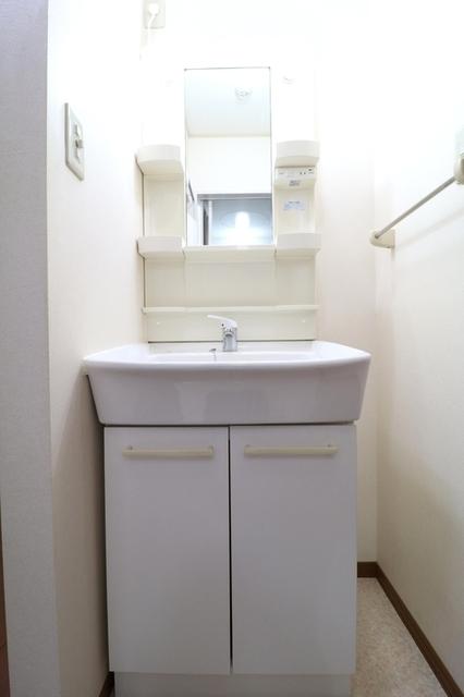 ロイヤルパレス春日山（210） 部屋画像